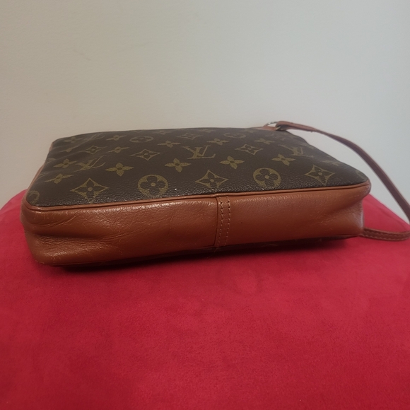 Louis Vuitton Monogram Saxophone Womens Clutch 23 Bag .. - Picture 5 of 15